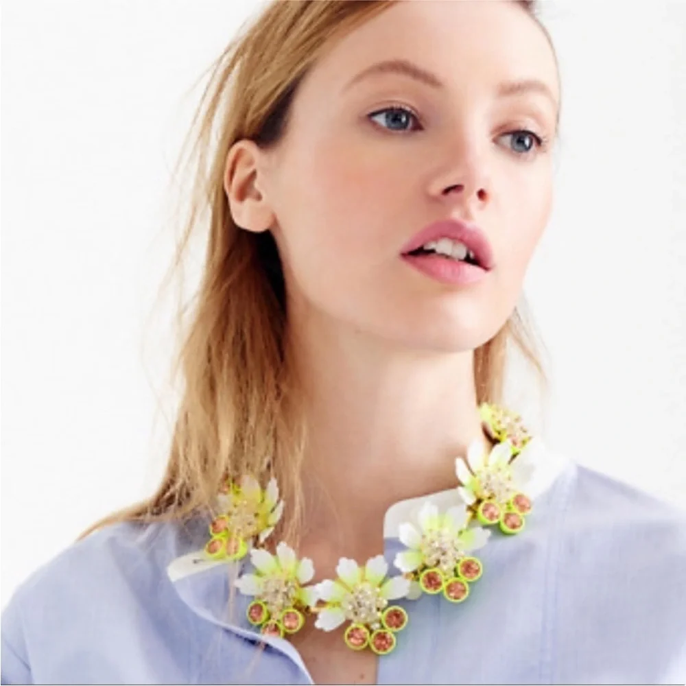 J. Crew RARE Brulee Yellow White Enamel Flower Petal Statement Necklace
